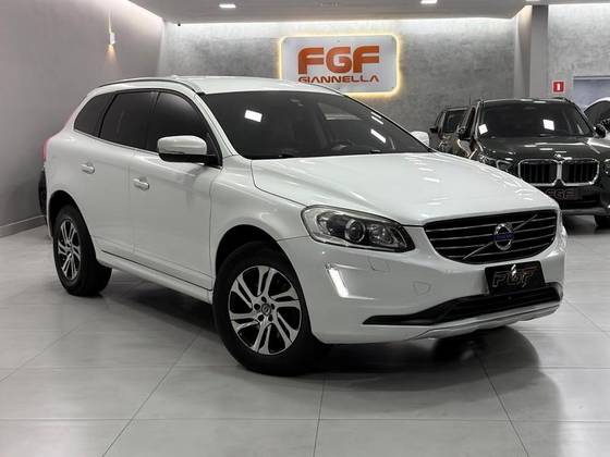 VOLVO XC60 2.0 T5 COMFORT FWD TURBO GASOLINA 4P AUTOMÁTICO VOLVO XC60 2.0 T5 COMFORT FWD TURBO GASOLINA 4P AUTOMÁTICO